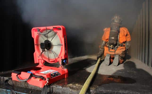 Electric_battery_fan_for_firefighting-BATFAN_2-Container
